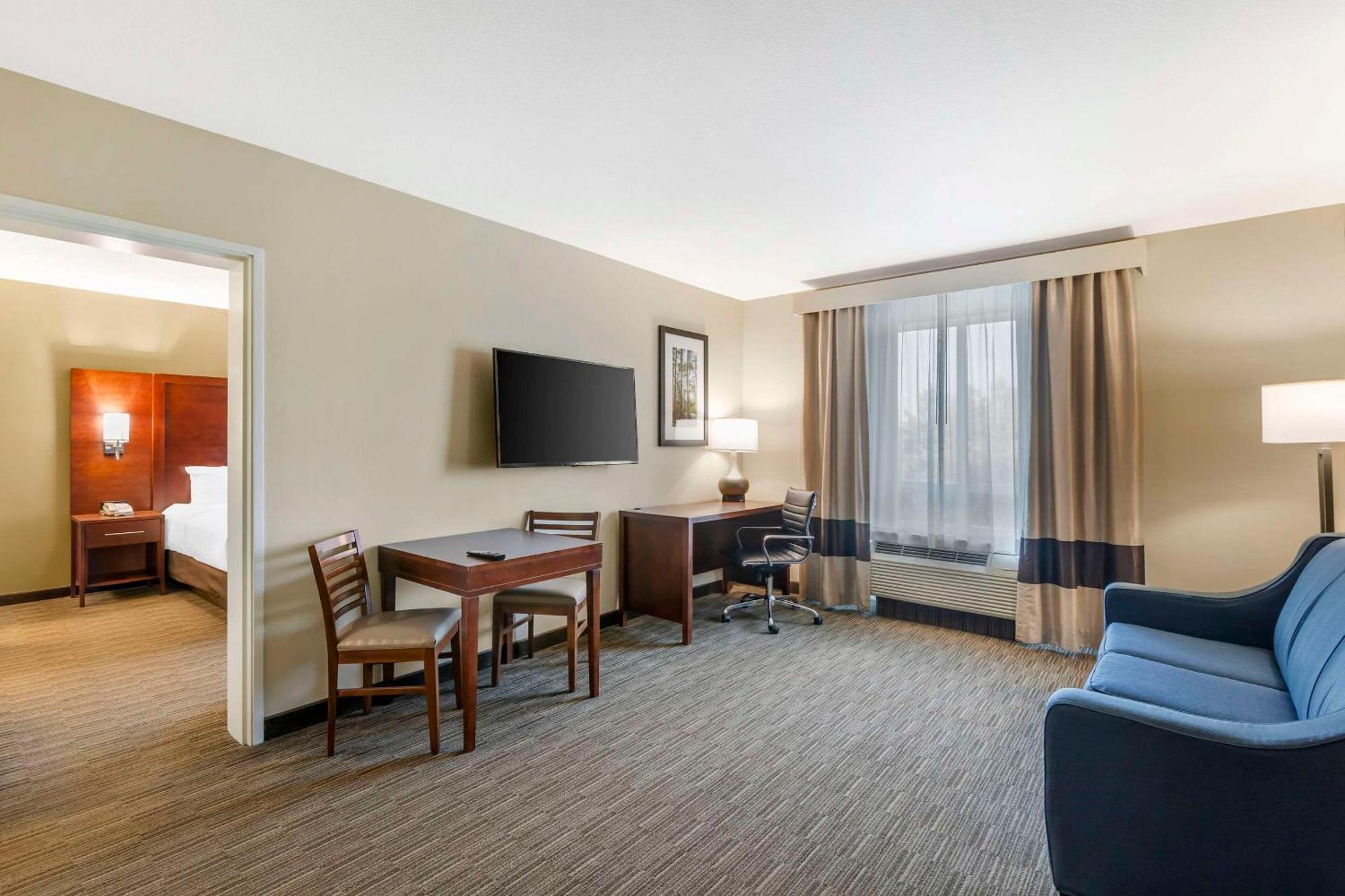 Comfort Inn & Suites 티프톤 외부 사진